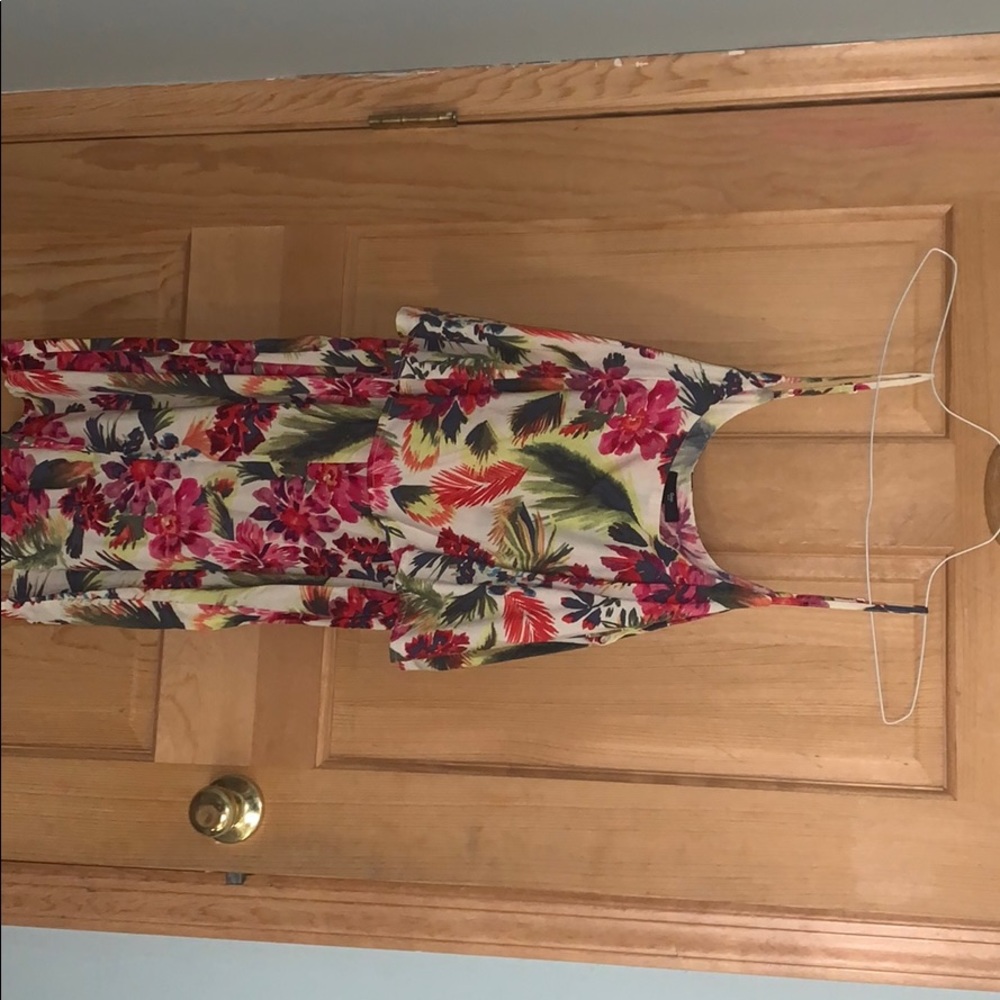 Gap Floral Romper!